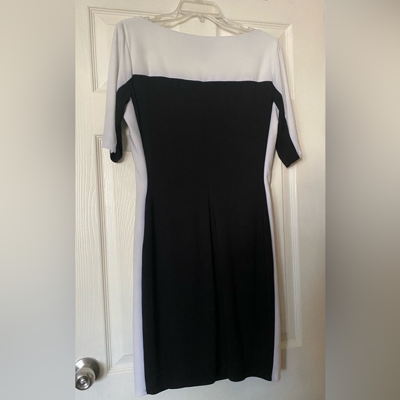 CHAPS Black & White Colorblock Jersey
 Sheath Dress size Petite Large - Picture 2 of 4
